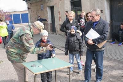 Strzelanie z LOKiem na Dni Koła