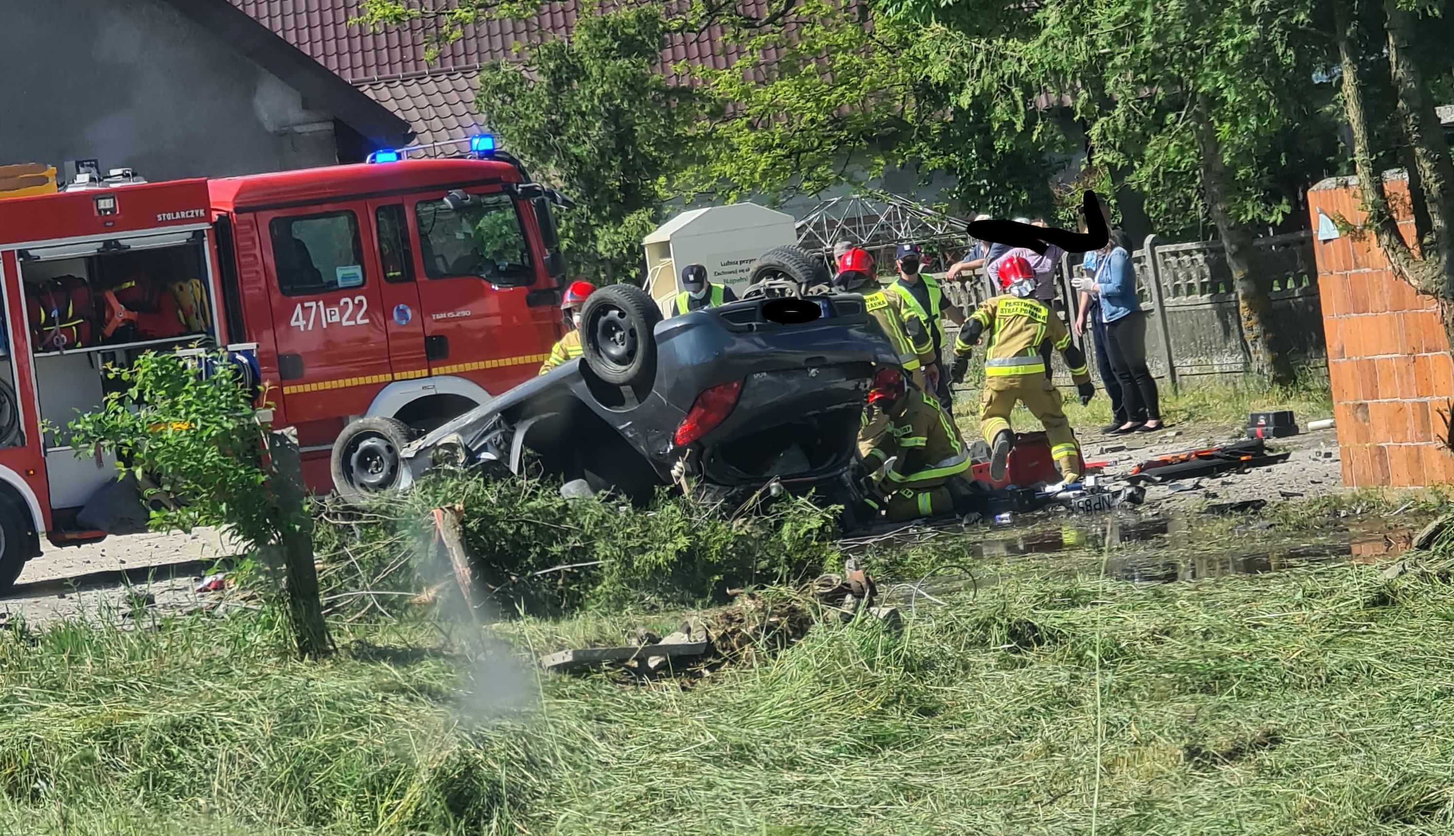 Wypadł z łuku drogi. Mężczyzny nie udało się uratować