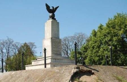Ukradł łańcuch z pomnika Powstańców
