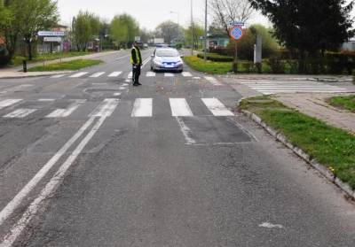 Motocyklista potrącił 10-letnie dziecko i uciekł 