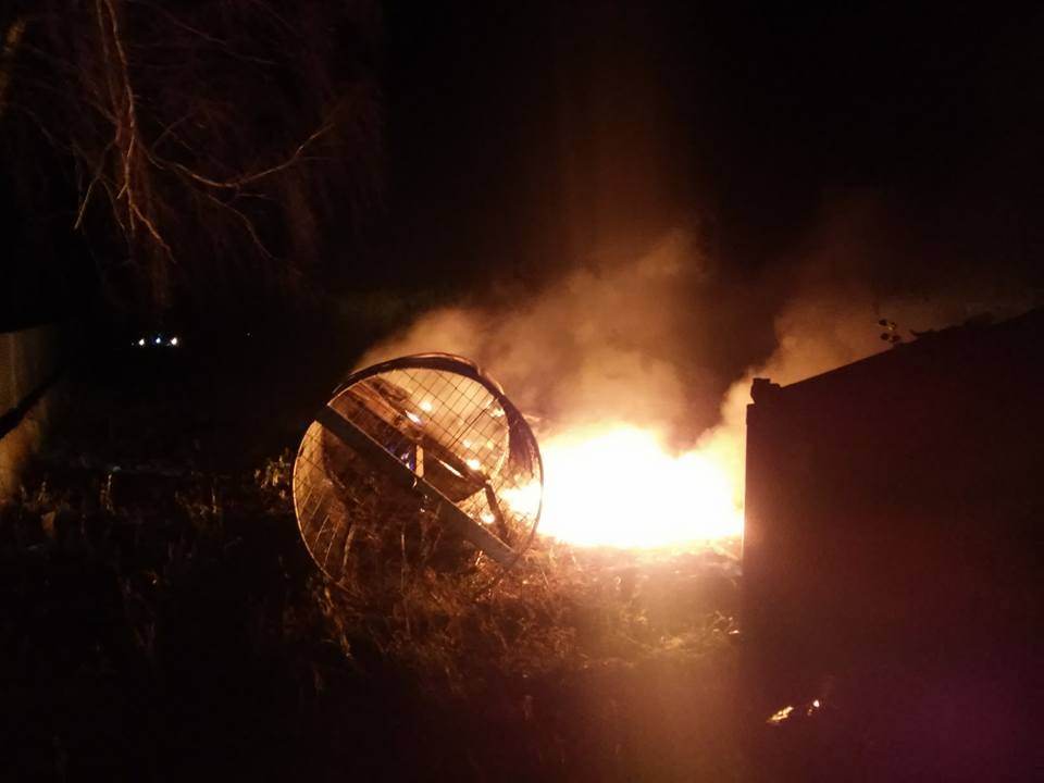BABIAK: Pożar na cmentarzu w Dębnie Poproboszczowskim