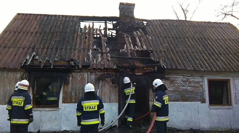 Pożar domu mieszkalnego w Turach