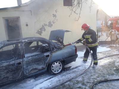 Grzegorzew: Pożar samochodu osobowego