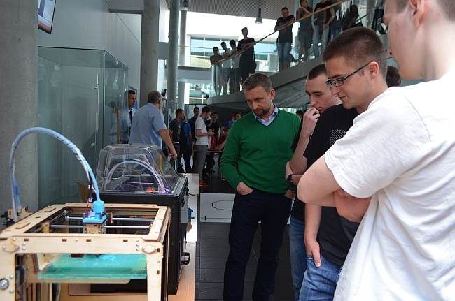 Młodzież z LO na Roboday 2014