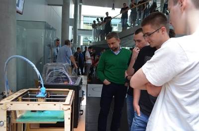 Młodzież z LO na Roboday 2014