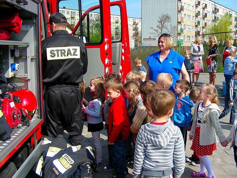Strażacy odwiedzili przedszkolaków [FOTO]
