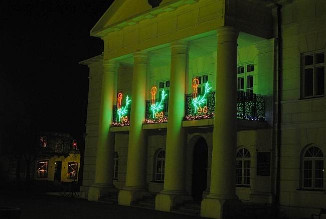 Świąteczne Koło nocą  [FOTO]