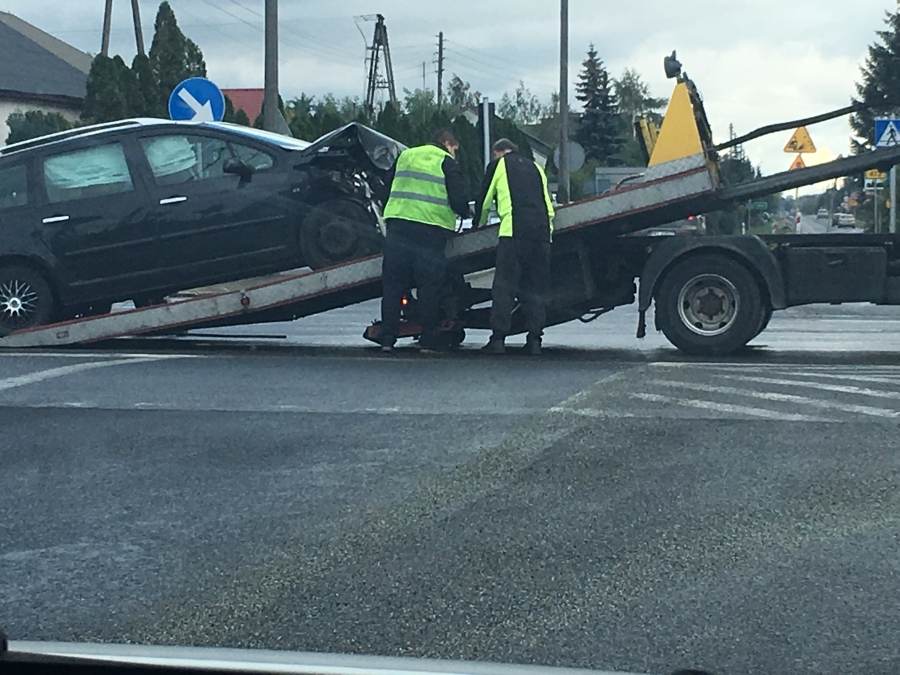 Ciężarówką wymusił pierwszeństwo na obwodnicy miasta