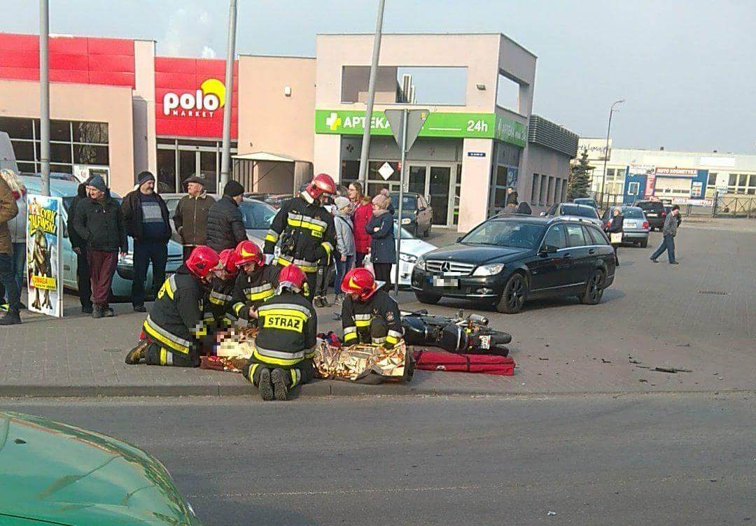 Uderzył w motorowerzystę. 30-latek w szpitalu