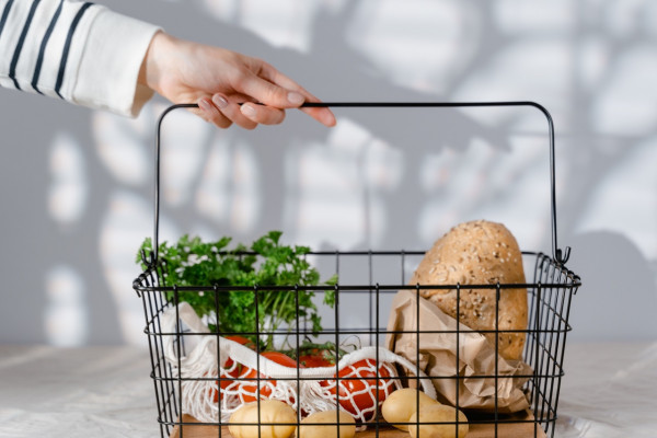 Zakupy spożywcze - jak na nich skutecznie zaoszczędzić? 