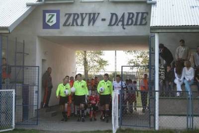 DĄBIE: Zmiany na stadionie miejskim