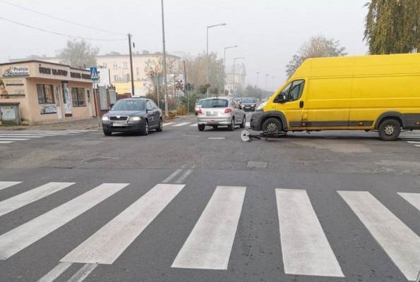 Wymusił pierwszeństwo rowerzystce. Doszło do zderzenia