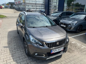 Peugeot 2008 Bogata wersja wyposażenia
