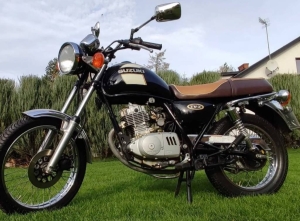 Suzuki Tux