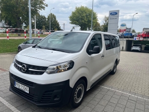 Opel Vivaro 9 osób
