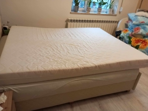 Sprzedam materac piankowy do spania 
