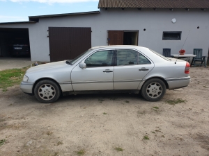 Mercedes w202