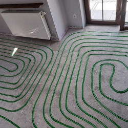 Frezowanie w betonie pod ogrzewanie podłogowe