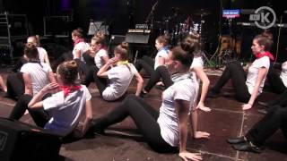 WOŚP 2016: Występ zespołu tanecznego MDK w Kole